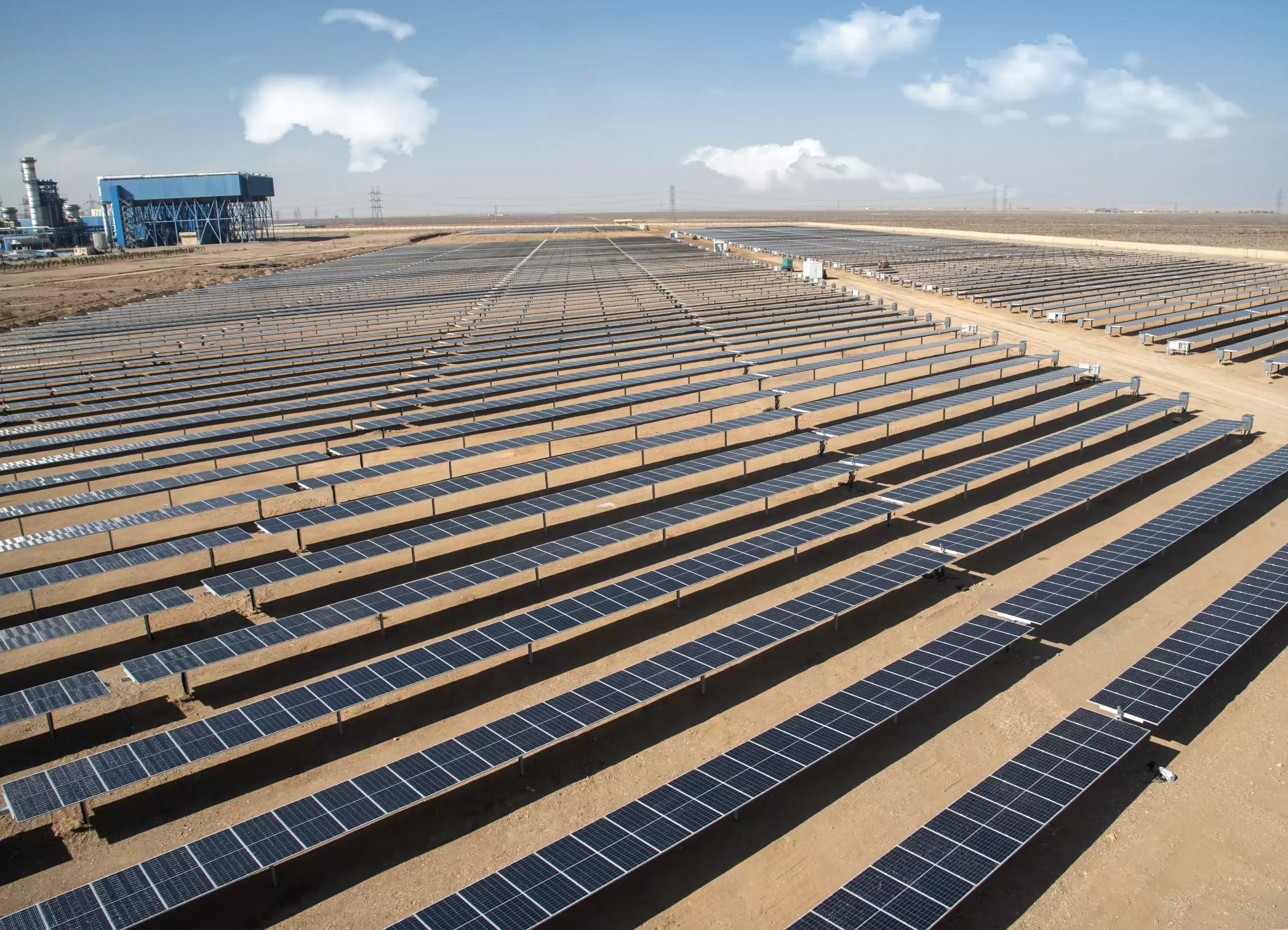 نیروگاه خورشیدی